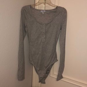 Gray bodysuit from Tobi size XS